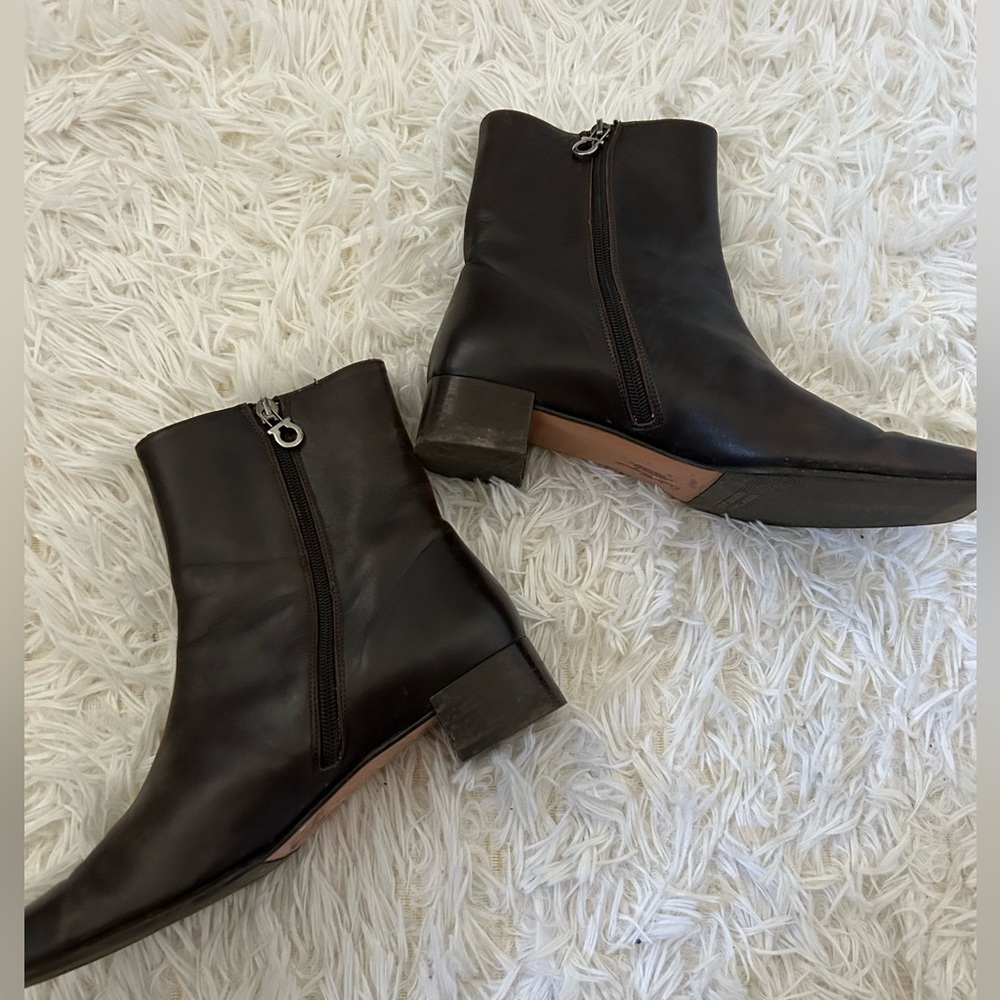 Salvatore Ferragamo Women Ankle Boots (8.5)